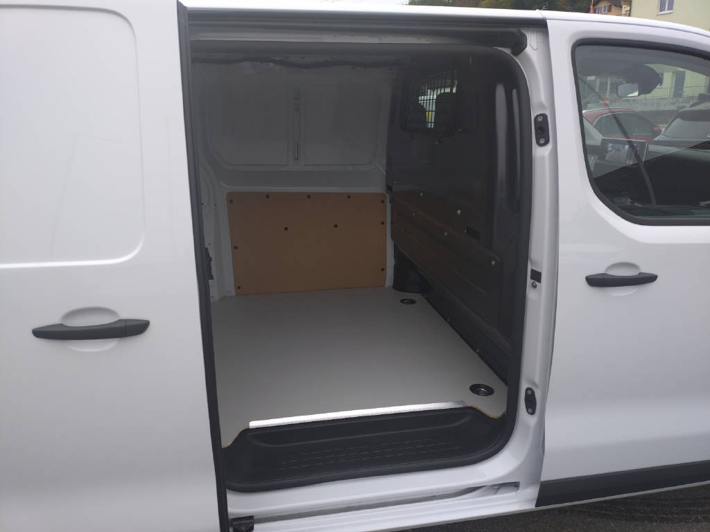 OPEL Vivaro Cargo 2.0 D 144 S/S-image-9