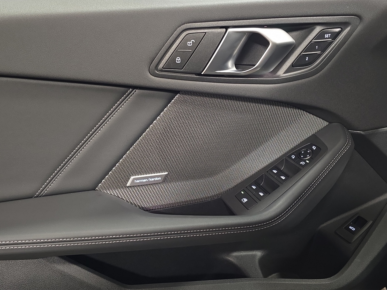 BMW 120 M Sport Steptronic-image-16