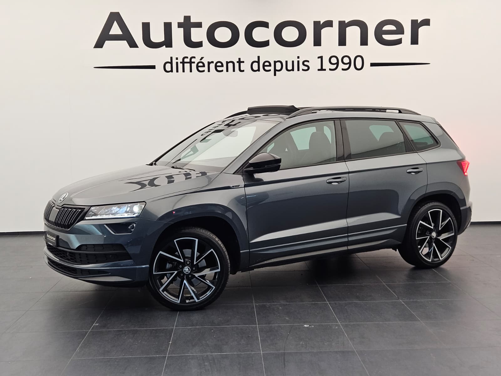 SKODA Karoq 2.0 TSI SportLine 4x4 DSG-image-0