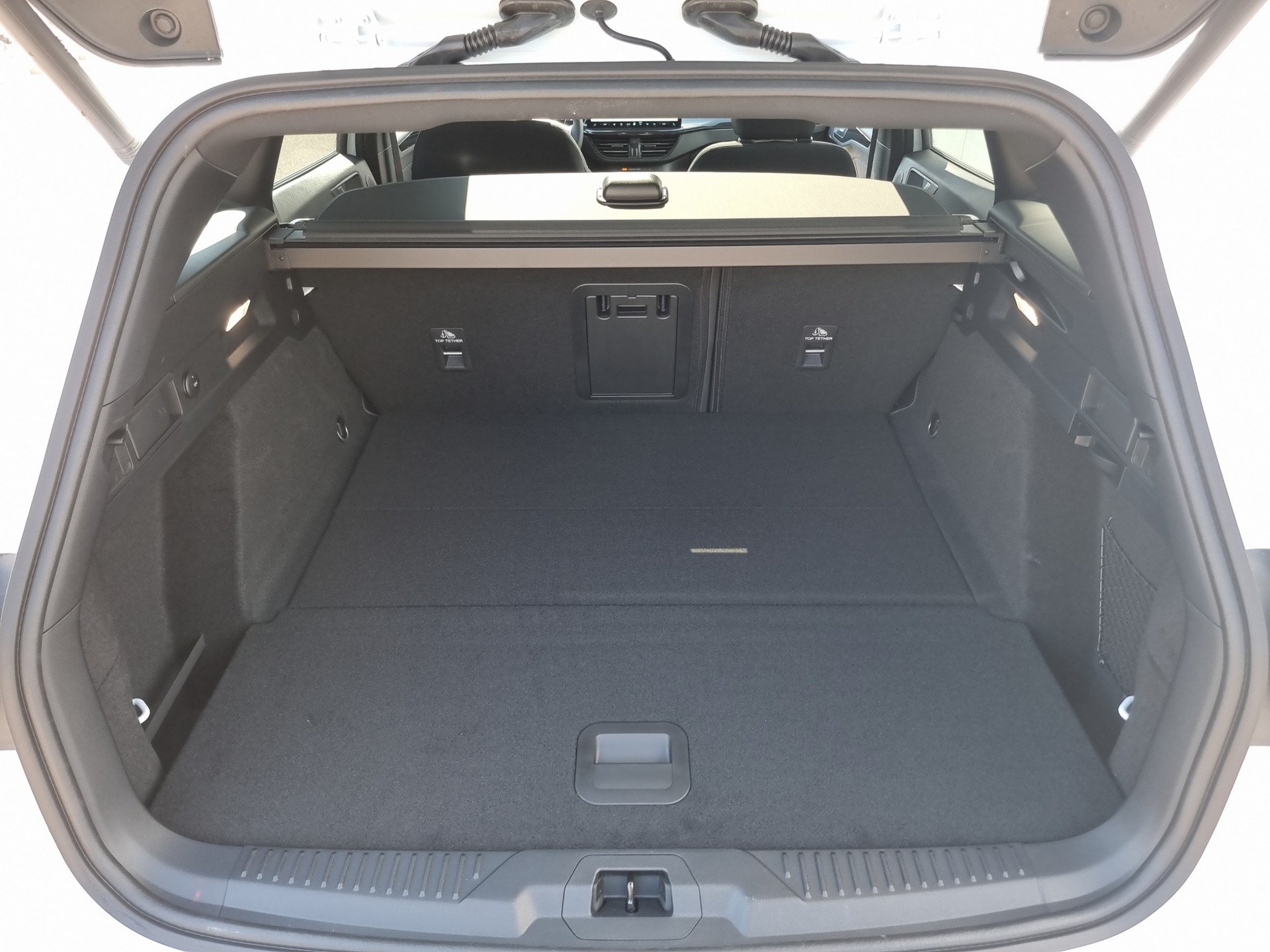 FORD Focus Station Wagon 1.0i EcoB Hybrid 155 ST-Line X-image-15