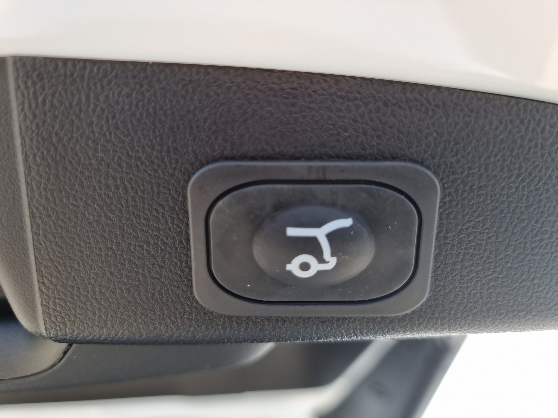 FORD Focus Station Wagon 1.0i EcoB Hybrid 155 ST-Line X-image-14