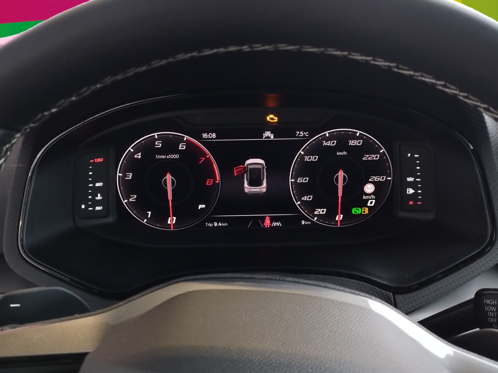 SEAT Arona 1.5 Eco TSI FR DSG-image-6