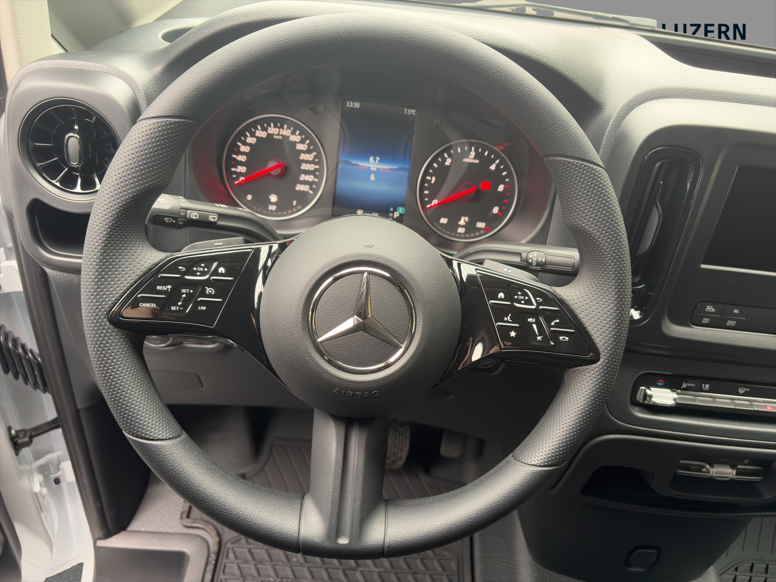 MERCEDES-BENZ Vito 114 CDI Lang Pro WORKER 9G-Tronic 4M-image-12