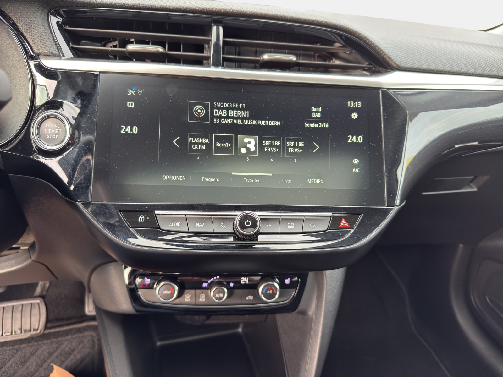 OPEL Corsa-e 50kWh/136 Elegance-image-13