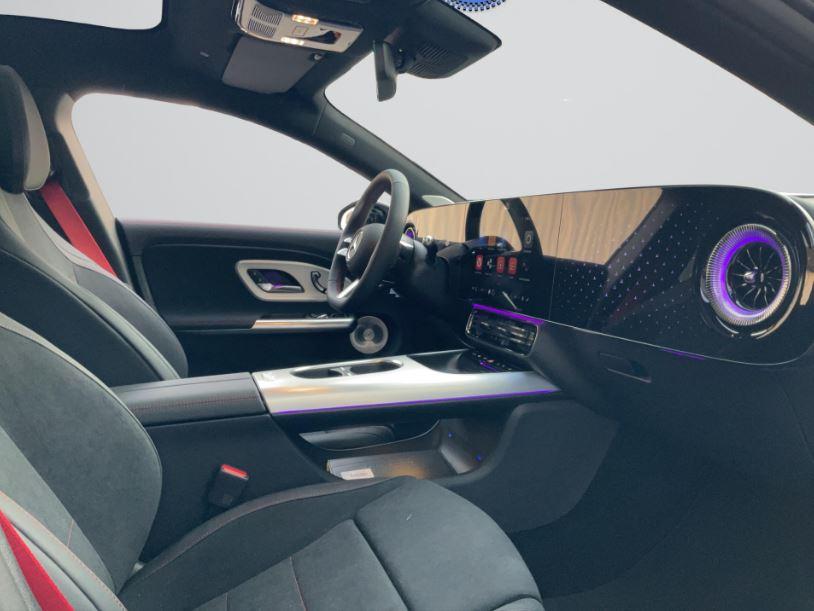 MERCEDES-BENZ CLA 350 4MATIC EQ Technology AMG Line-image-6