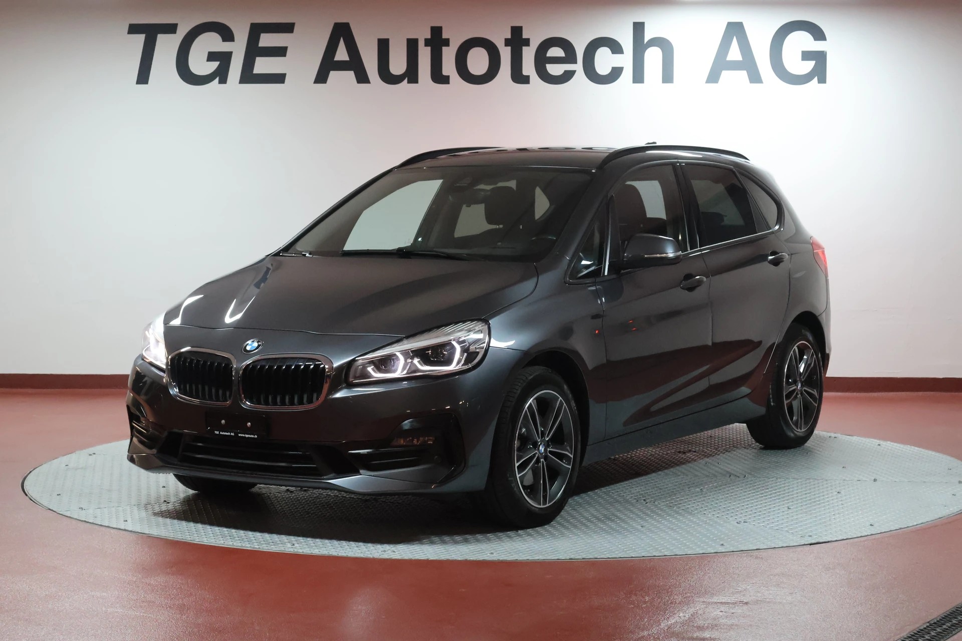 BMW 218d — slika 3