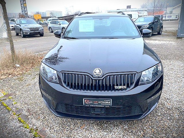 SKODA Octavia Combi 2.0 TSI RS DSG-image-0