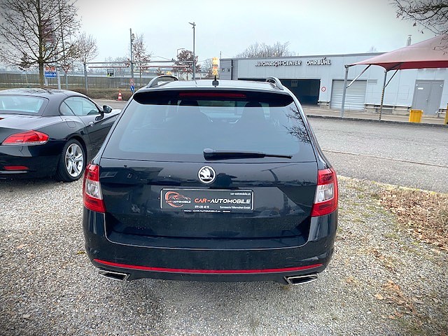SKODA Octavia Combi 2.0 TSI RS DSG-image-3
