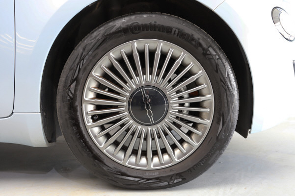FIAT 500 C el 87 kW Cult-image-12