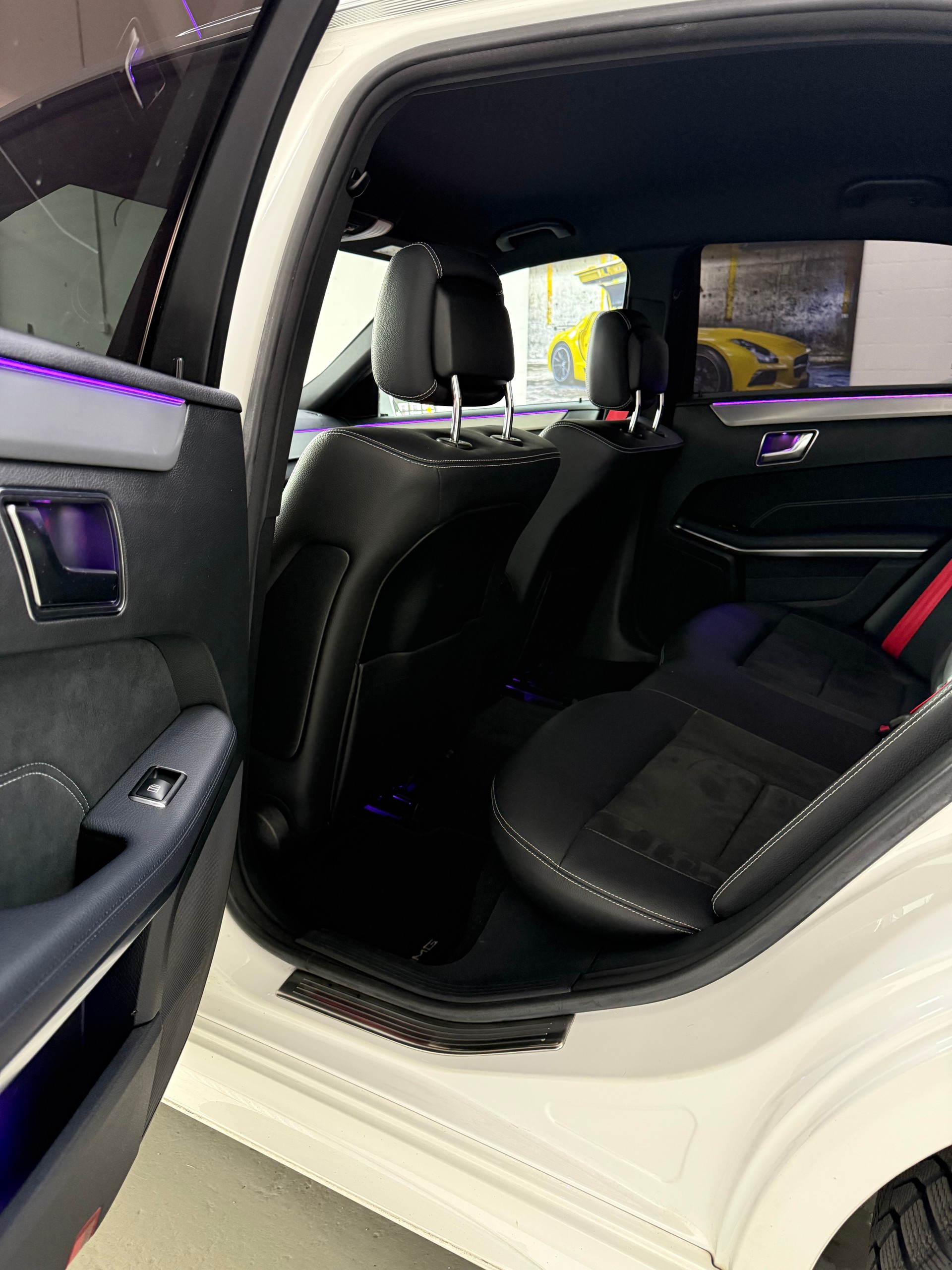 MERCEDES-BENZ E 220 BlueTEC 4Matic AMG Line 7G-Tronic - CH-Auto / Garantie / MFK u. Service frisch!-image-14