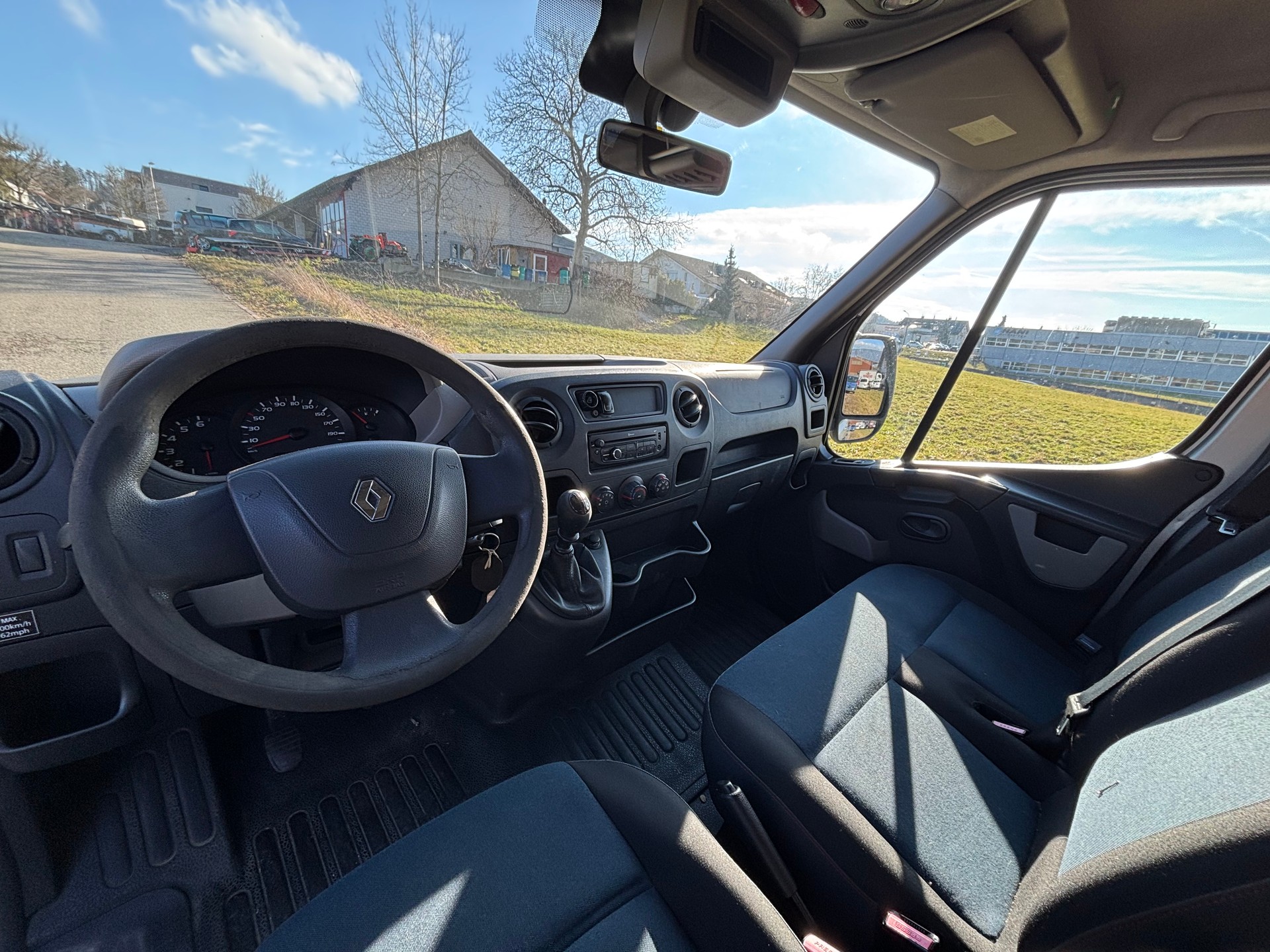 RENAULT MASTER-image-7