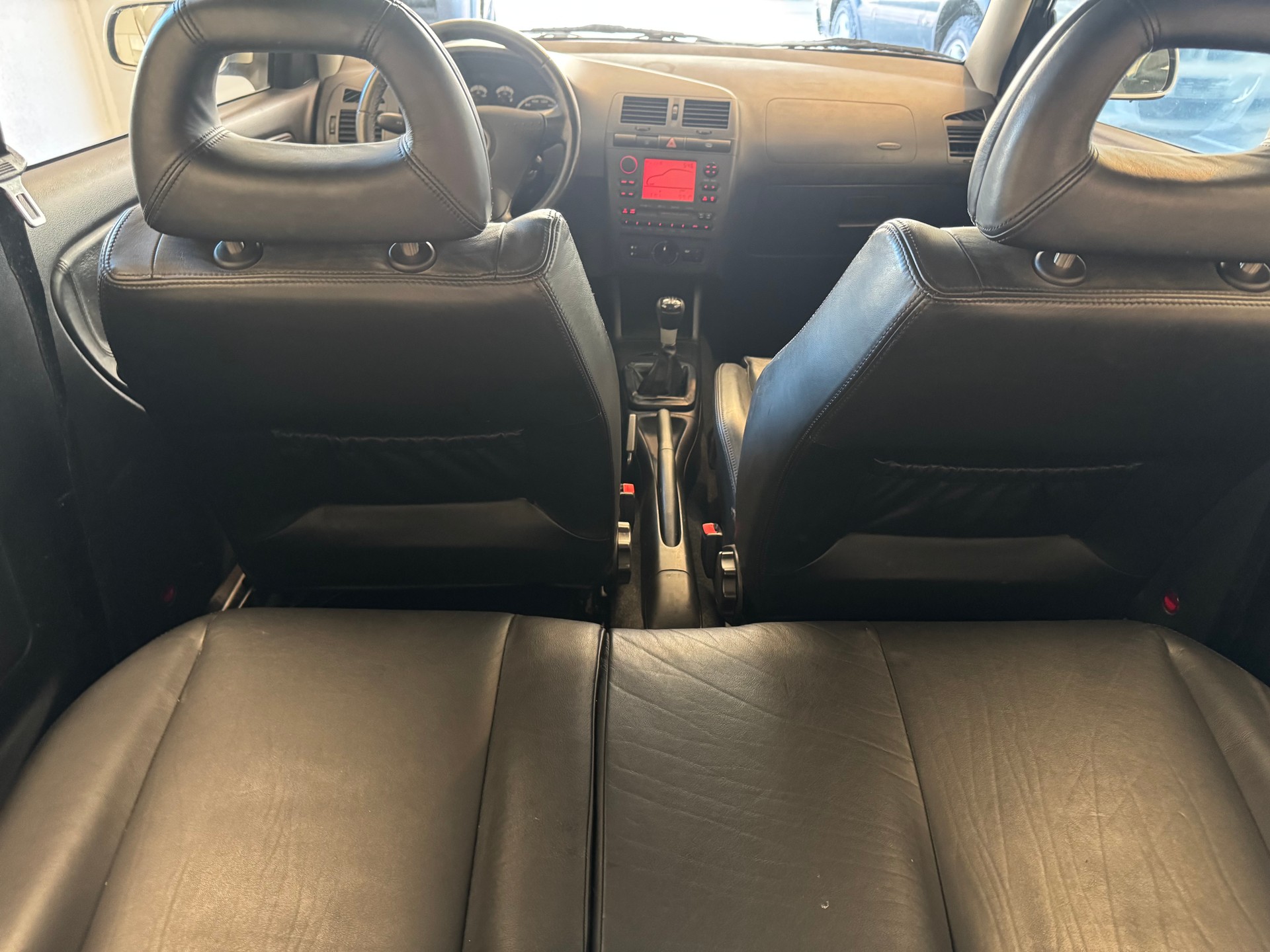 SEAT Ibiza 1.4 16V Sport-image-9