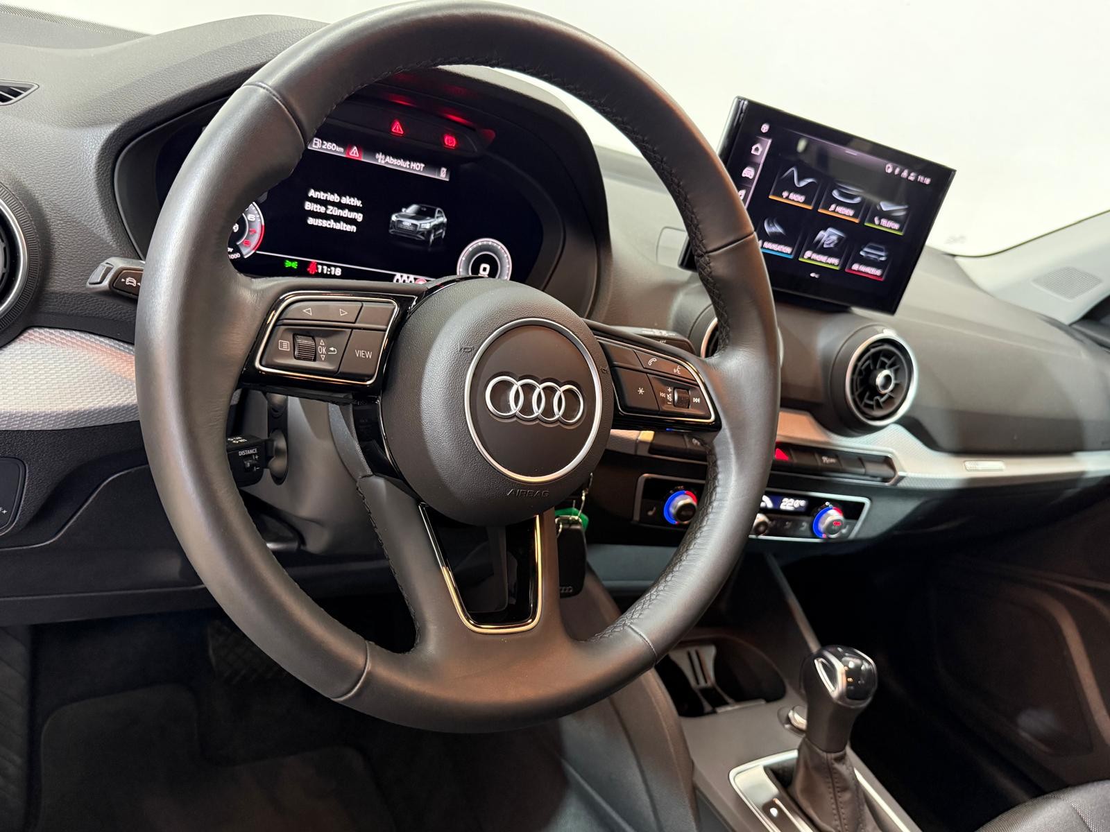 AUDI Q2 35 TFSI advanced S-tronic-image-6