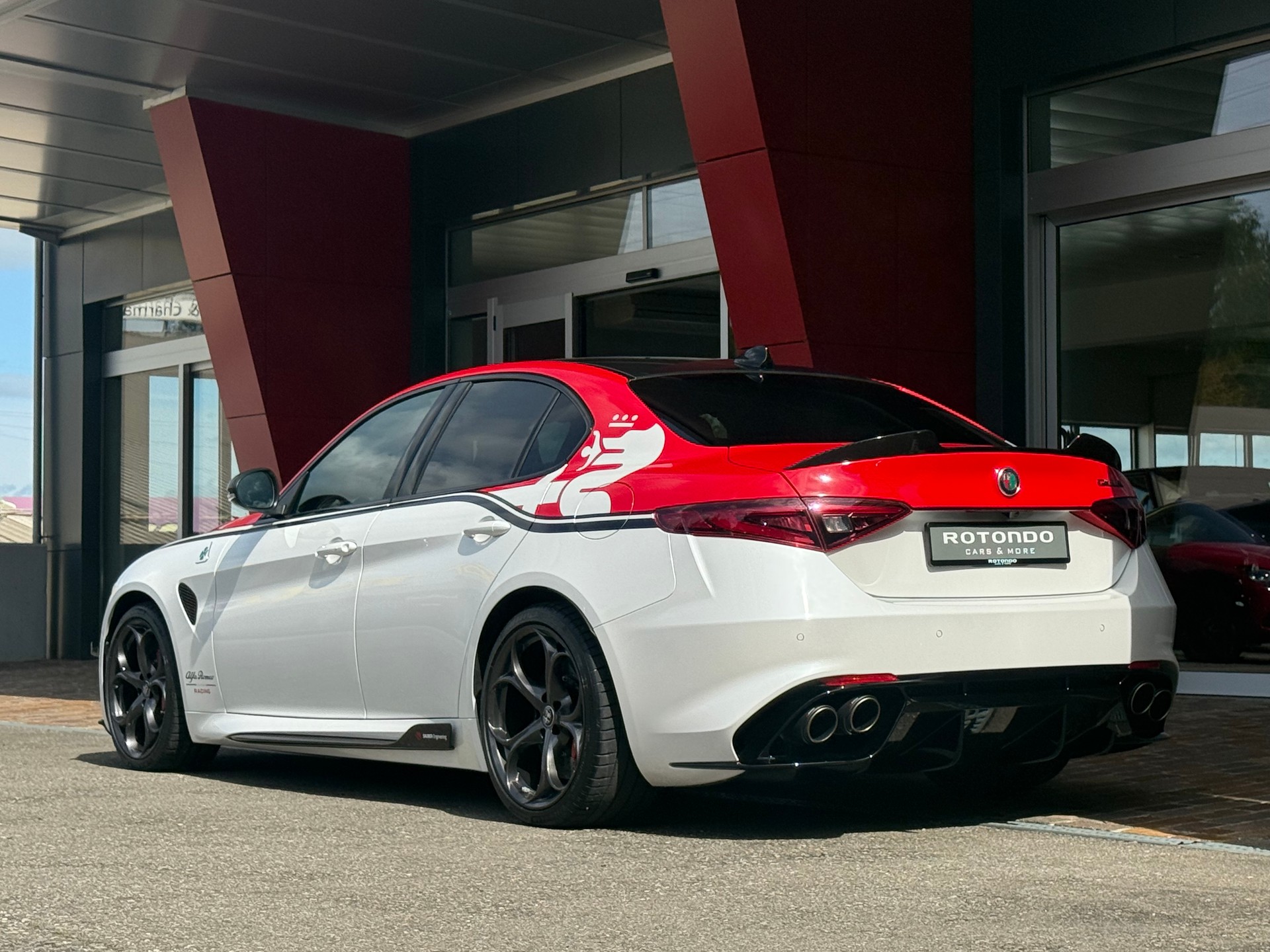 ALFA ROMEO Giulia 2.9 V6 Quadrifoglio Racing Sauber F1-image-21