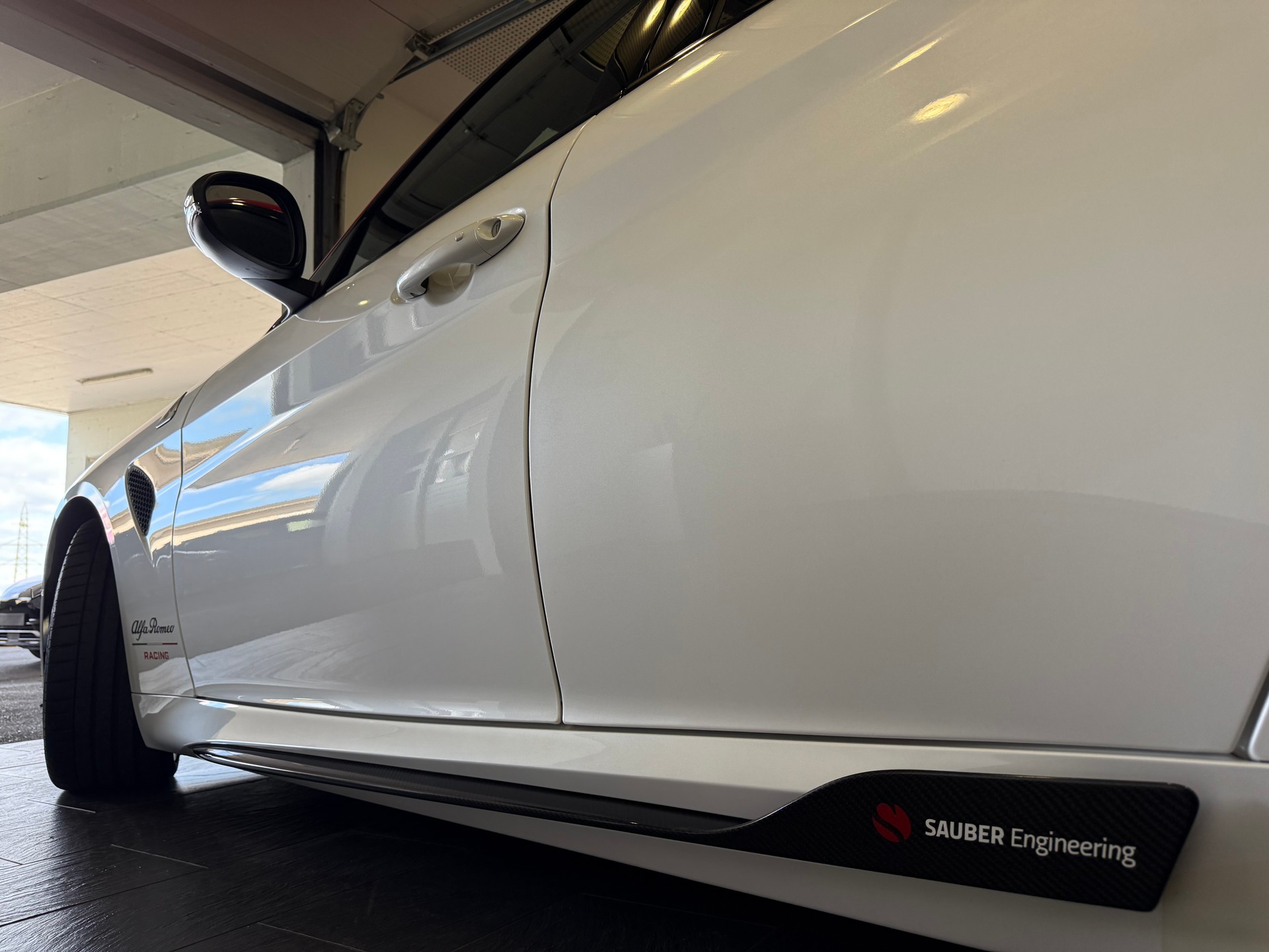 ALFA ROMEO Giulia 2.9 V6 Quadrifoglio Racing Sauber F1-image-5