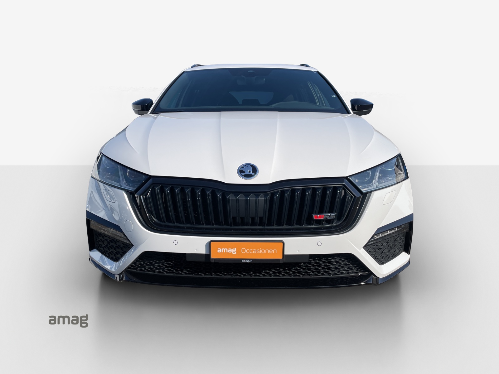 SKODA Octavia Combi 2.0 TSI DSG RS-image-6