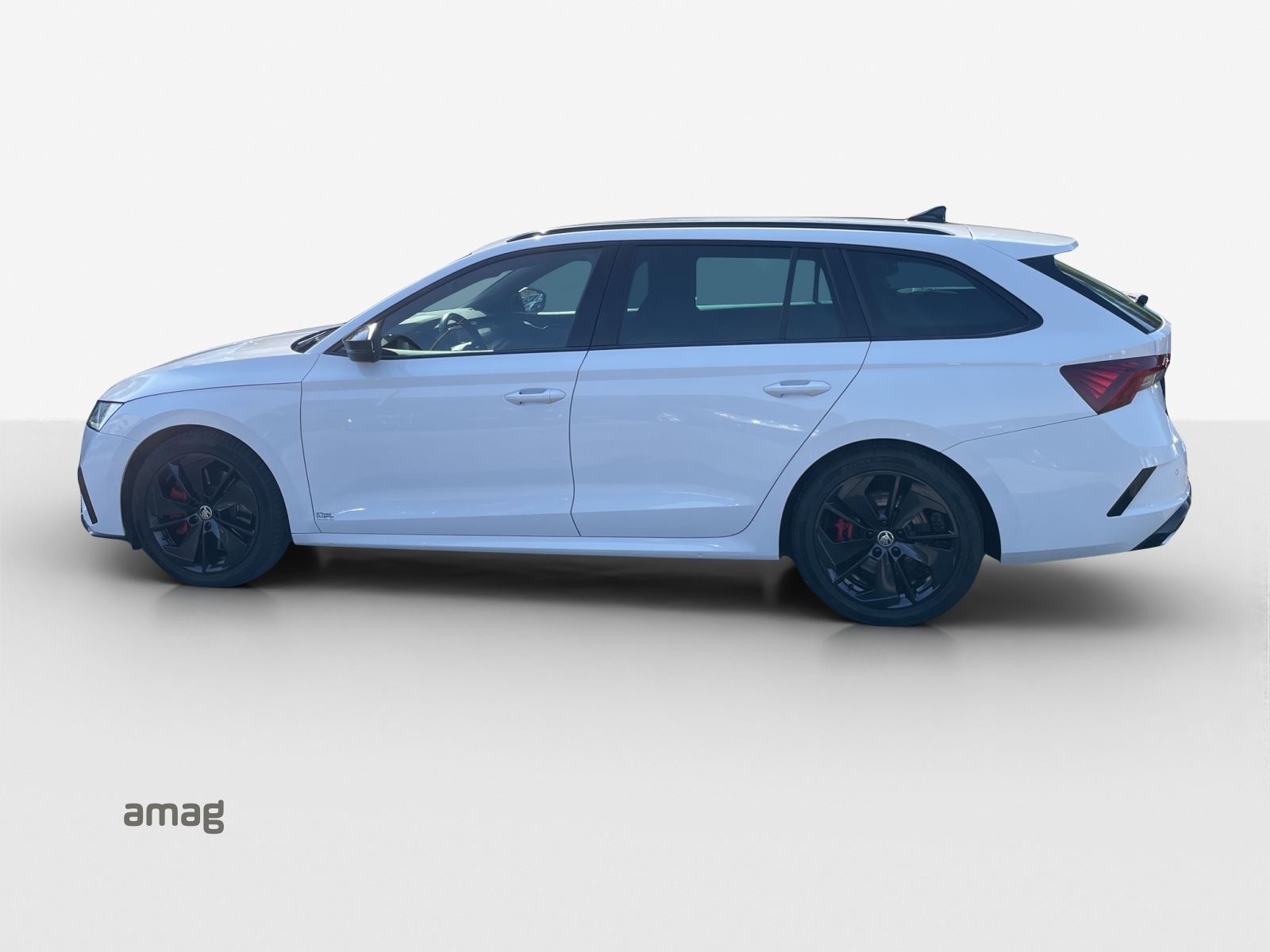 SKODA Octavia Combi 2.0 TSI DSG RS-image-1