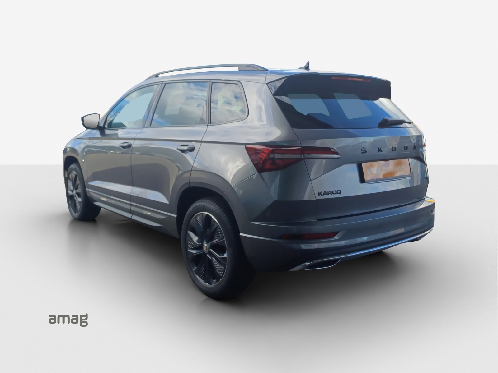SKODA Karoq 2.0 TSI SportLine 4x4 DSG-image-2