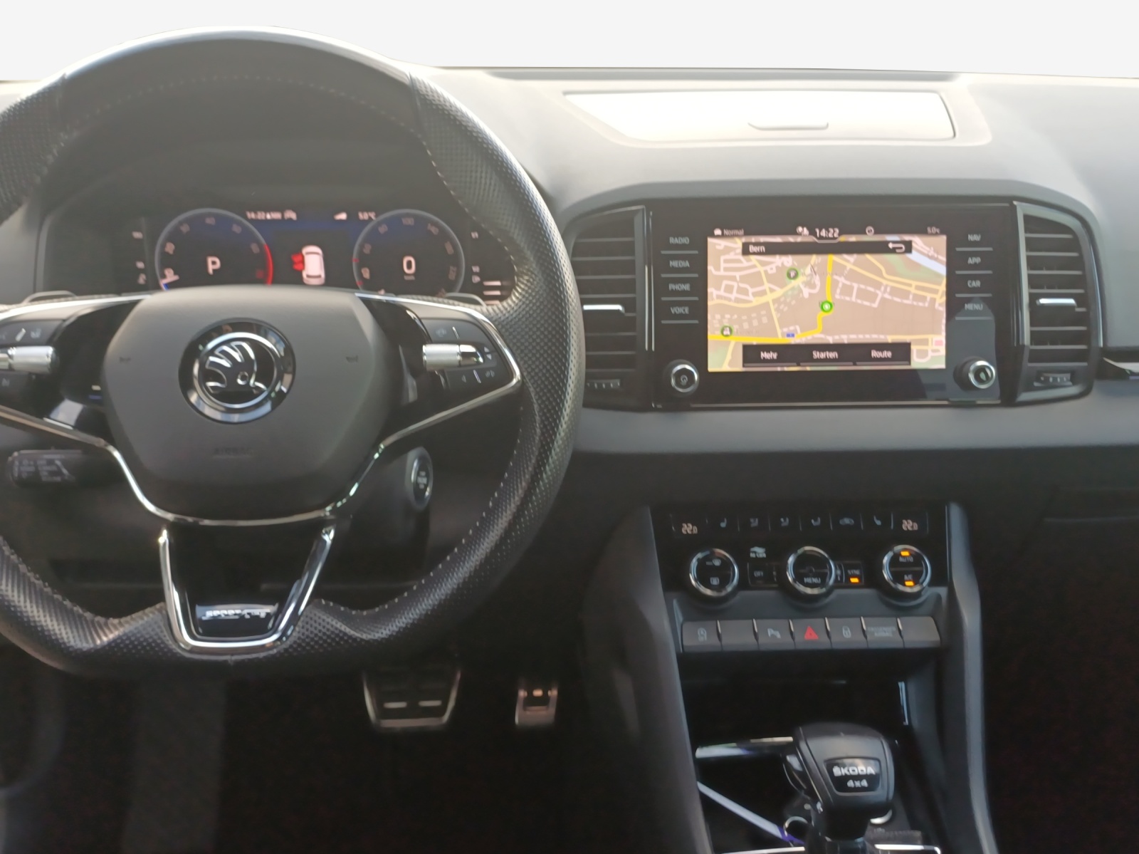 SKODA Karoq 2.0 TSI SportLine 4x4 DSG-image-8