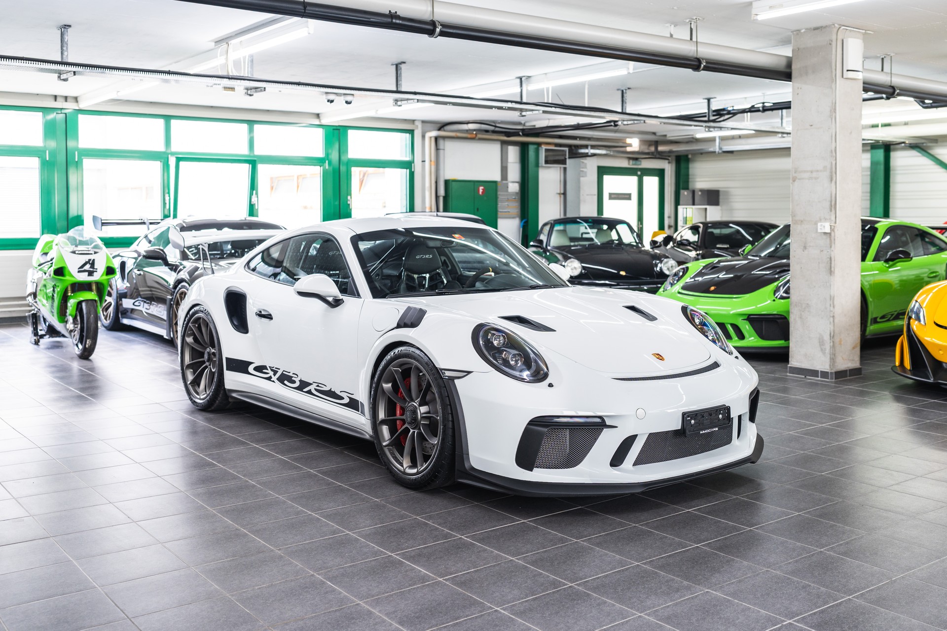 PORSCHE 911 GT3 RS PDK Porsche Approved 2030-image-2