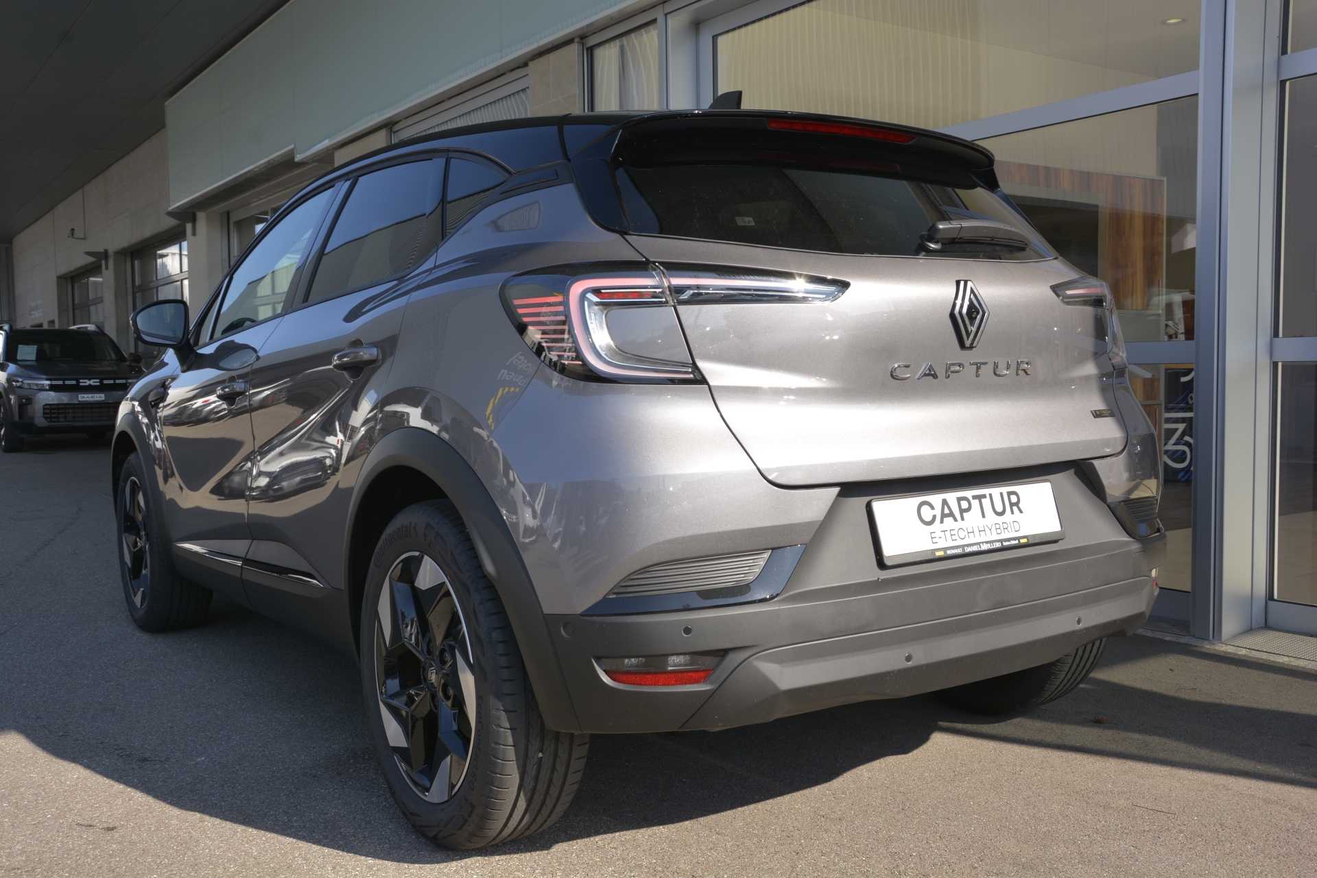RENAULT CAPTUR techno full hybrid E-Tech 160-image-3