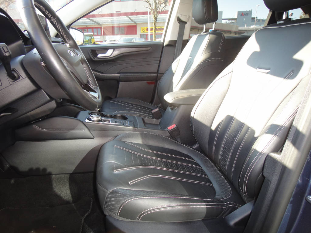 FORD Kuga 2.5 Plug-in Hybrid Vignale-image-6
