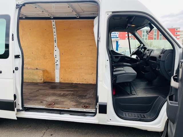 RENAULT Master T35 2.3dCi L2H2-image-8