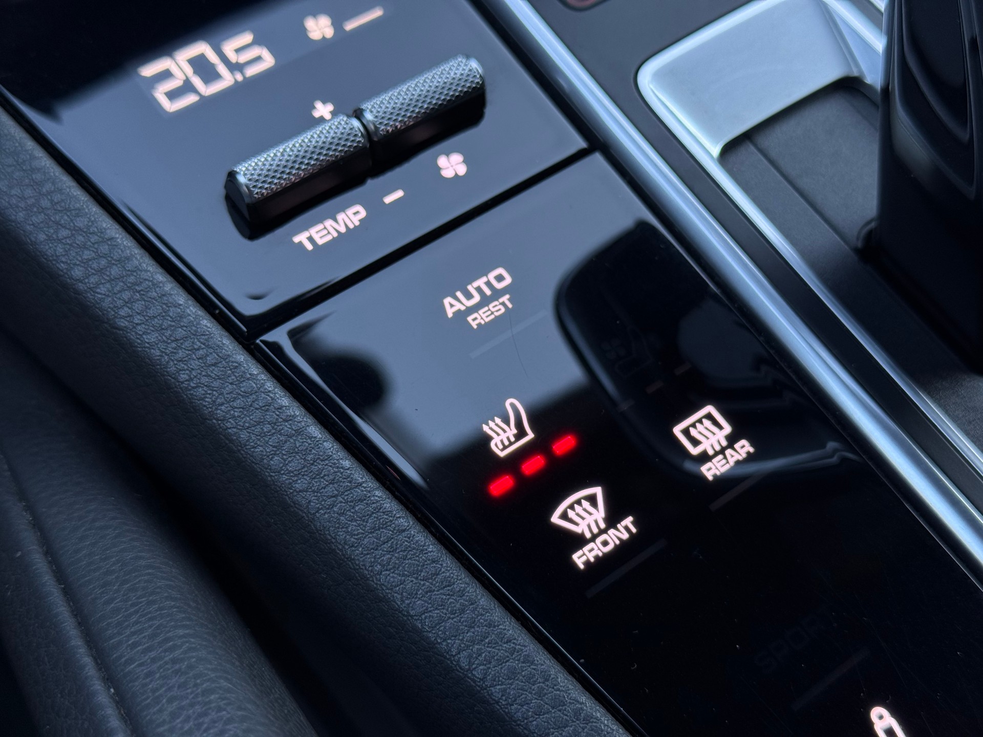 PORSCHE Cayenne AHK 3.5T-image-18