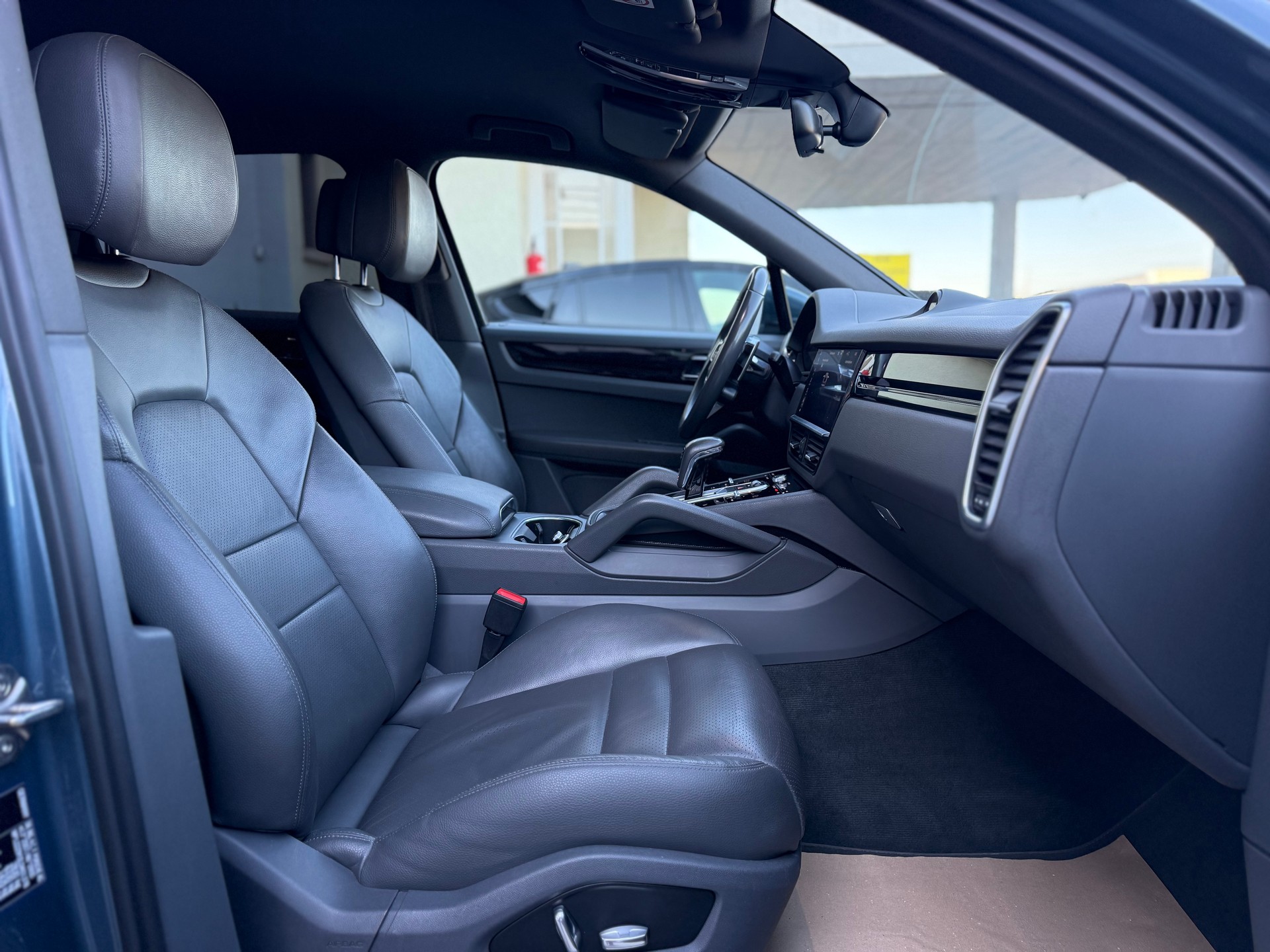 PORSCHE Cayenne AHK 3.5T-image-12