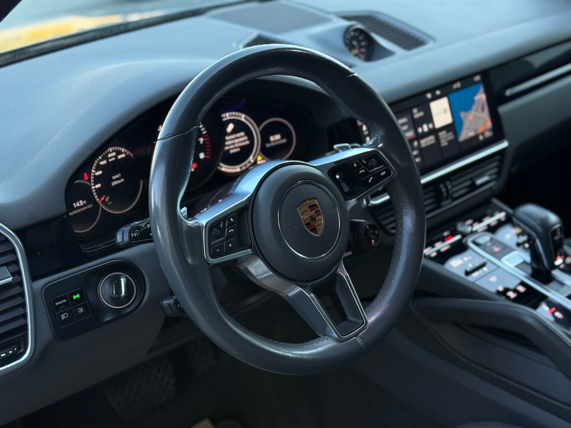 PORSCHE Cayenne AHK 3.5T-image-14