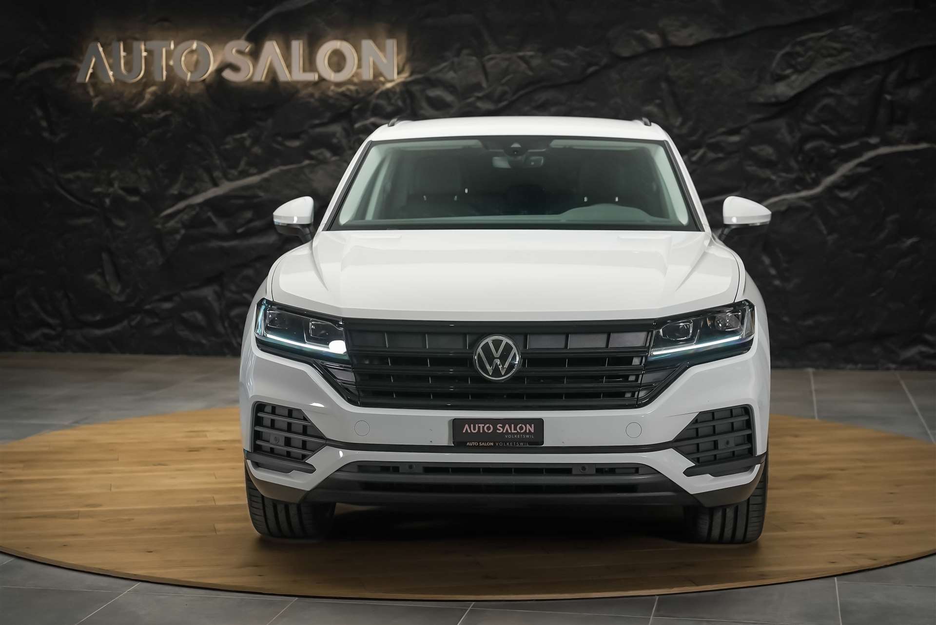 VW Touareg 3.0 TDI Basic Tiptronic *Werksgarantie*22" Felgen*AHK*-image-6