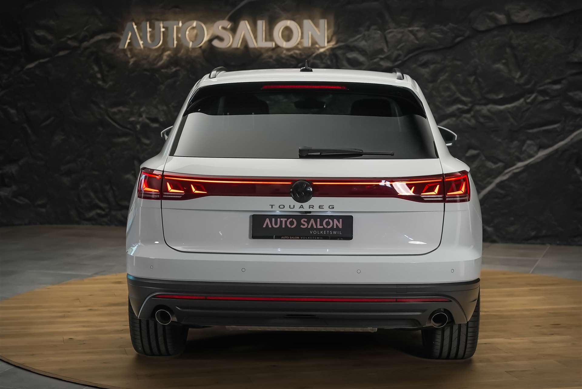 VW Touareg 3.0 TDI Basic Tiptronic *Werksgarantie*22" Felgen*AHK*-image-3