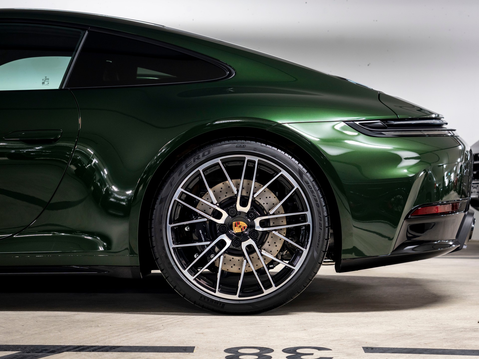 PORSCHE 911 Carrera 4S PDK-image-8