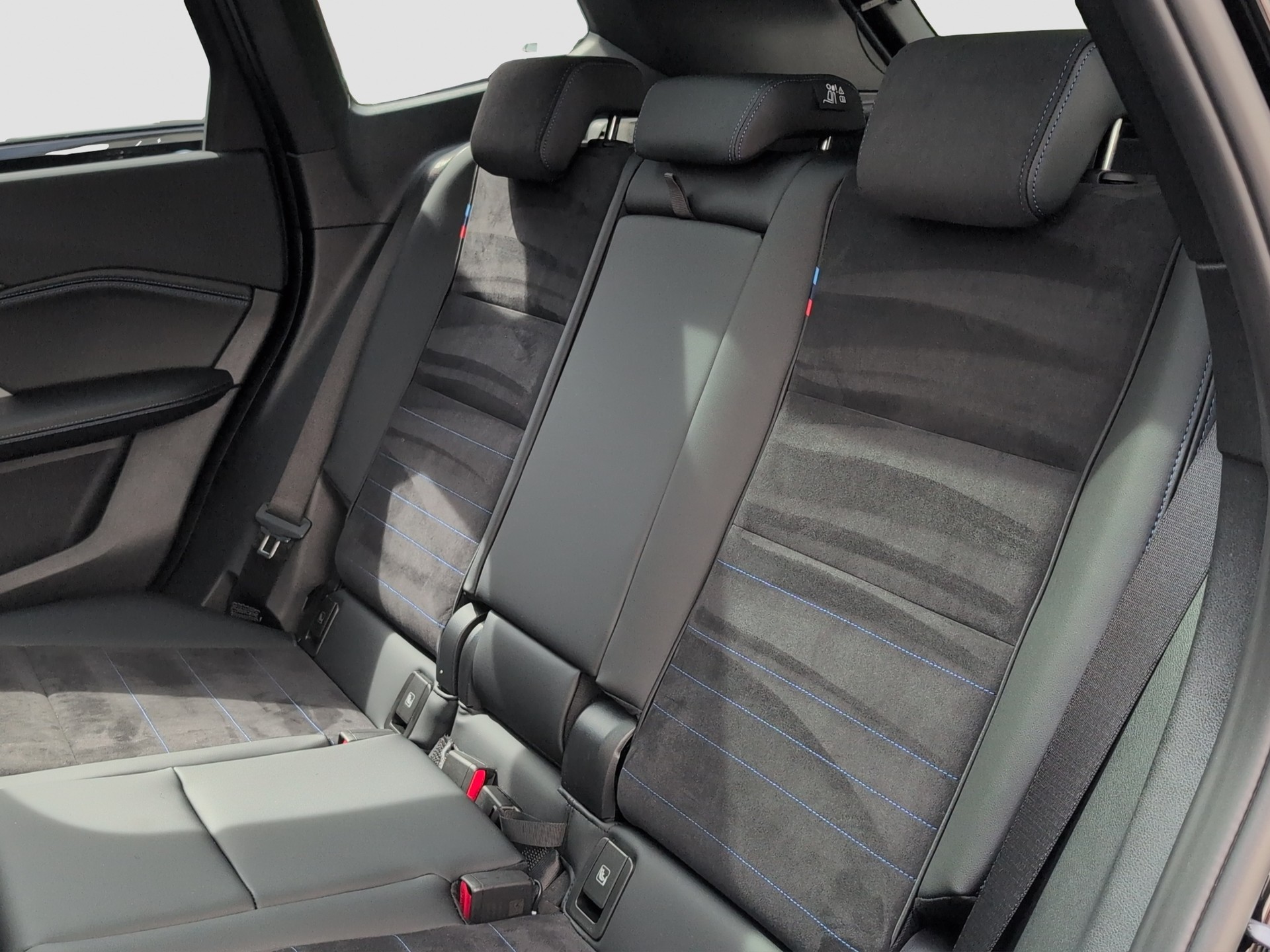 BMW X1 xDrive 20d 48V M Sport-image-10