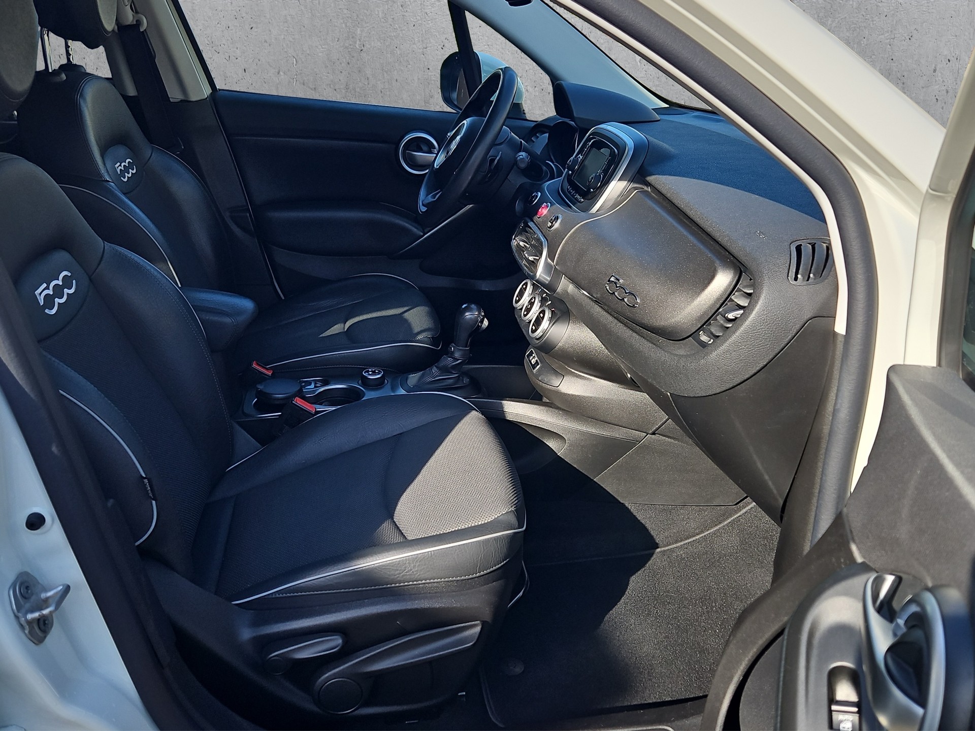 FIAT 500X 2.0 MJ Cross 4x4 Automatic-image-9