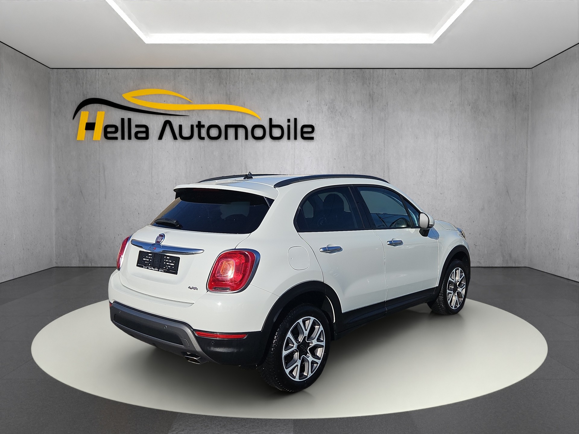 FIAT 500X 2.0 MJ Cross 4x4 Automatic-image-1