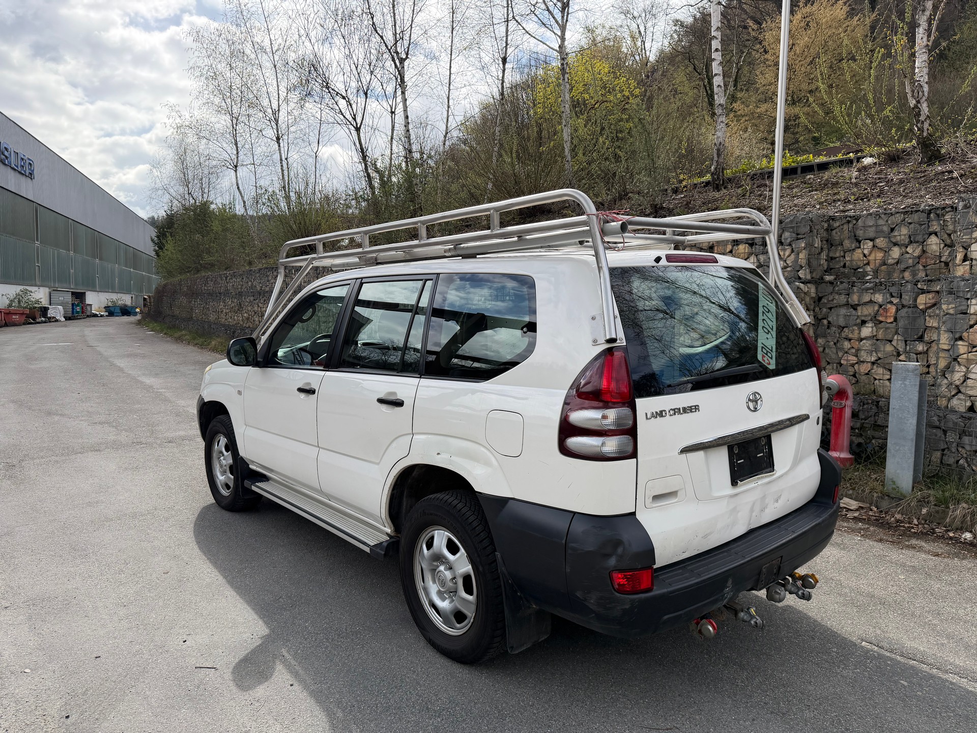 TOYOTA Land Cruiser 3.0 TD Linea Terra-image-5