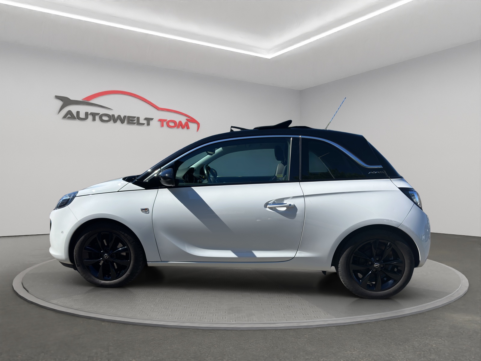OPEL Adam 1.0 ecoFLEX Turbo Black Jack Faltdach-image-1