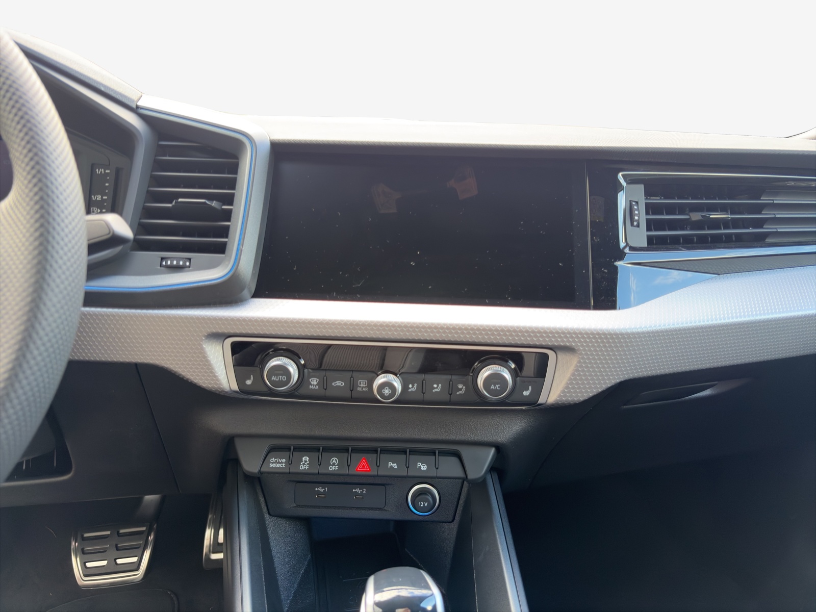 AUDI A1 Sportback 30 TFSI S Line Attraction S-tronic-image-9