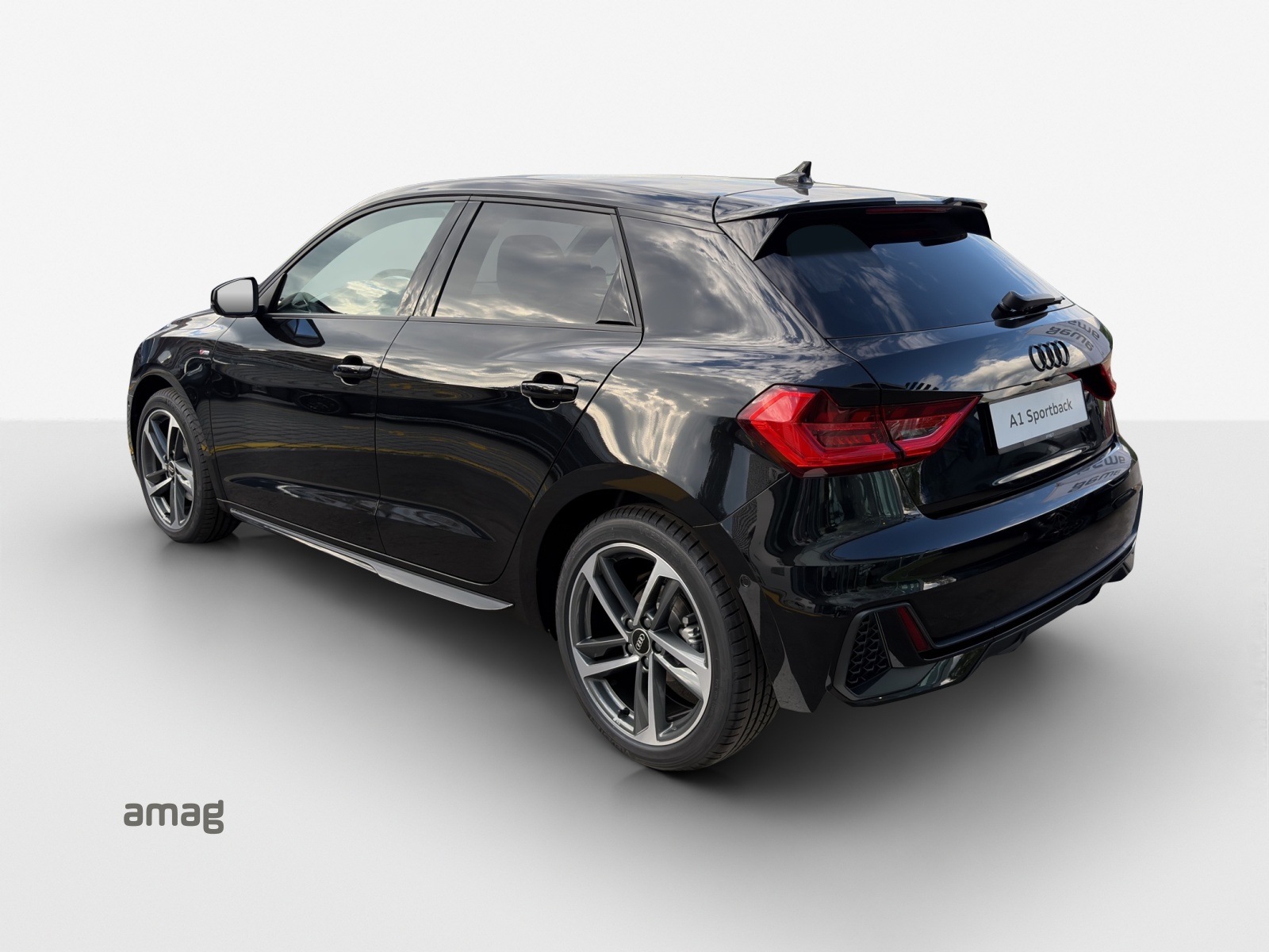 AUDI A1 Sportback 30 TFSI S Line Attraction S-tronic-image-2