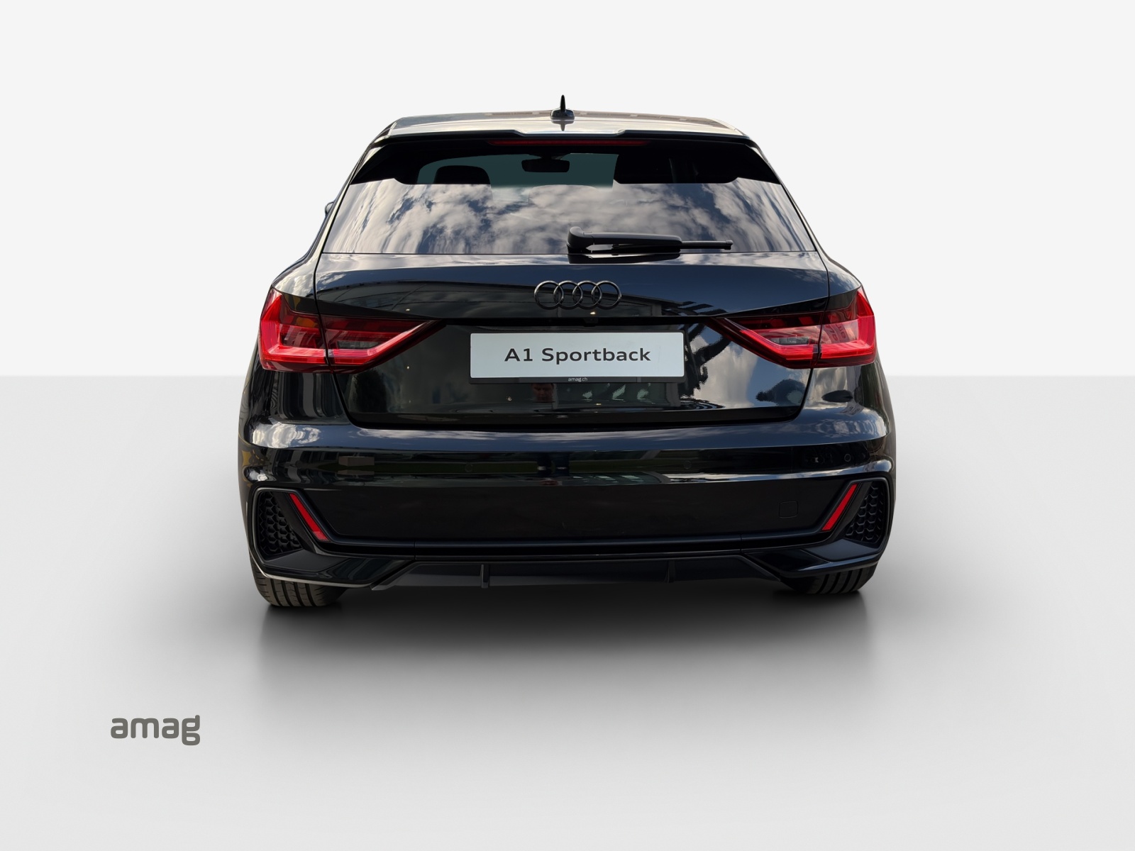 AUDI A1 Sportback 30 TFSI S Line Attraction S-tronic-image-3
