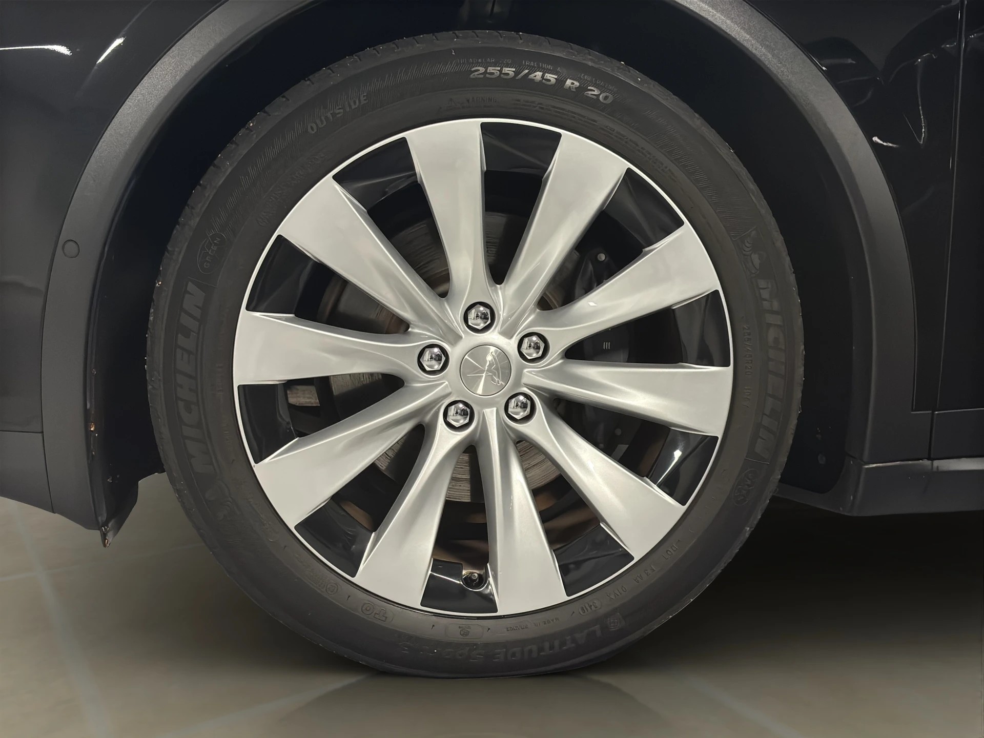 TESLA Model X Maximale-Reichweite-image-11