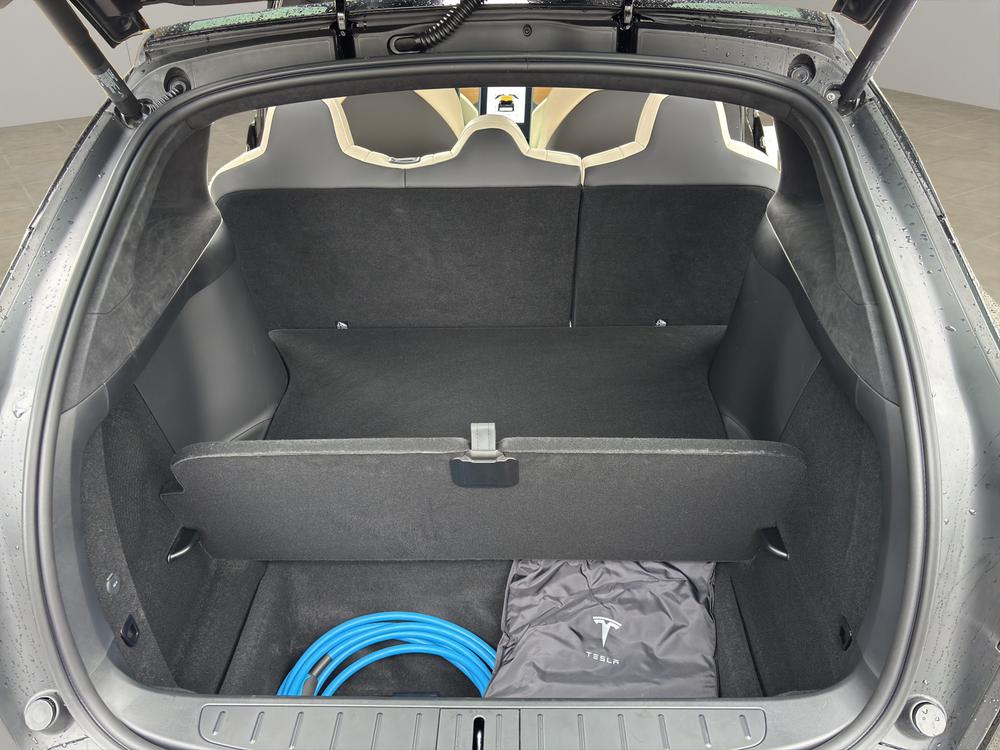 TESLA Model X Maximale-Reichweite-image-23