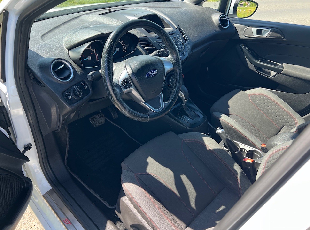 FORD Fiesta 1.0 SCTi ST Line PowerShift-image-6