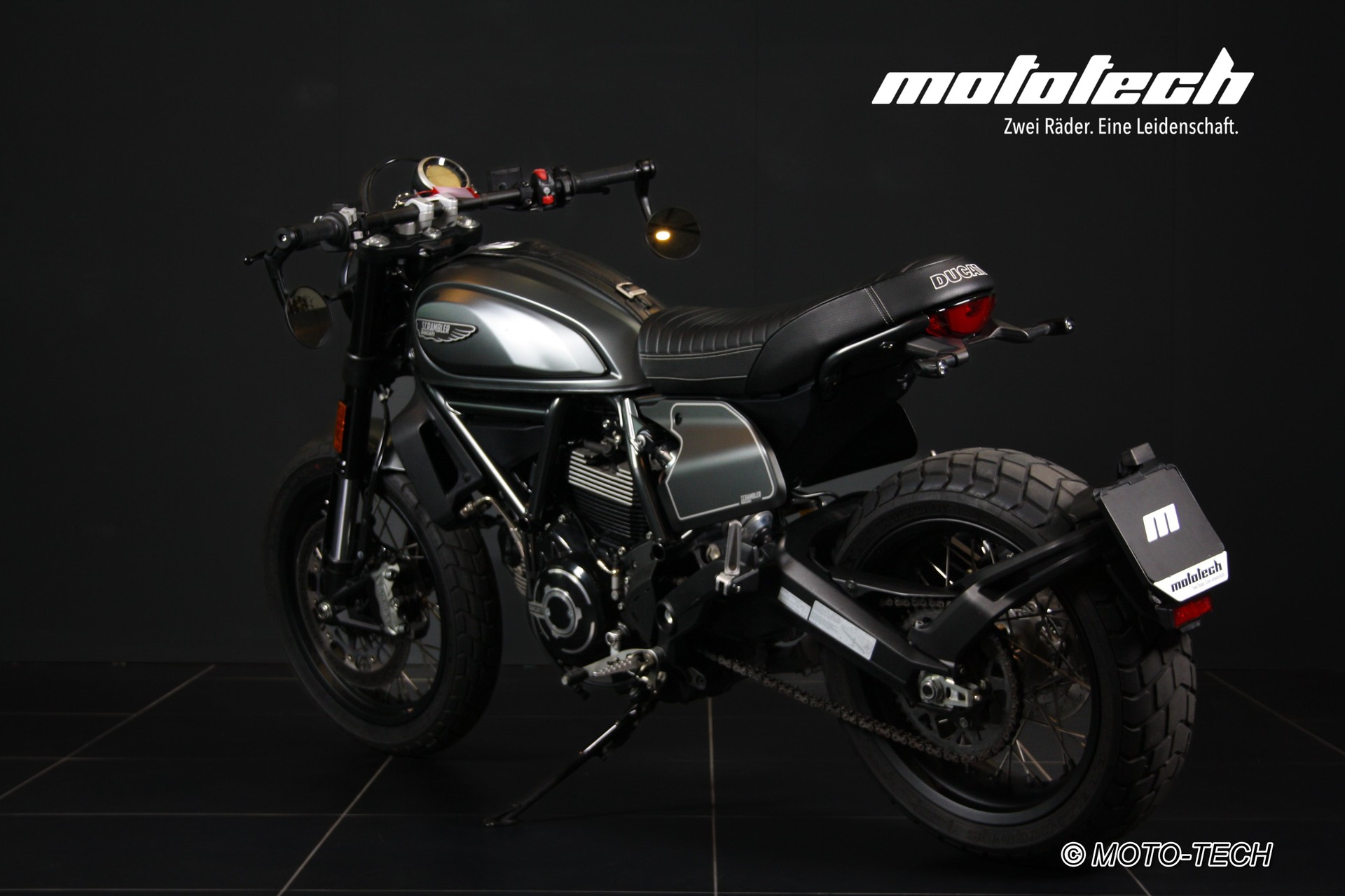 DUCATI Scrambler 803 Nightshift-showroom-element-3
