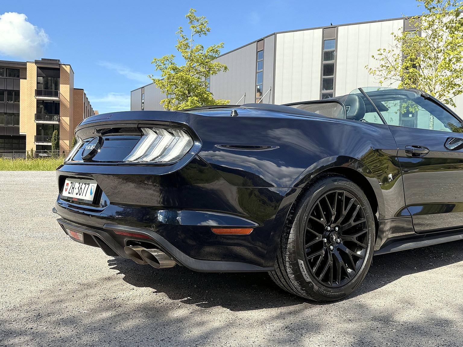 FORD GT-image-2