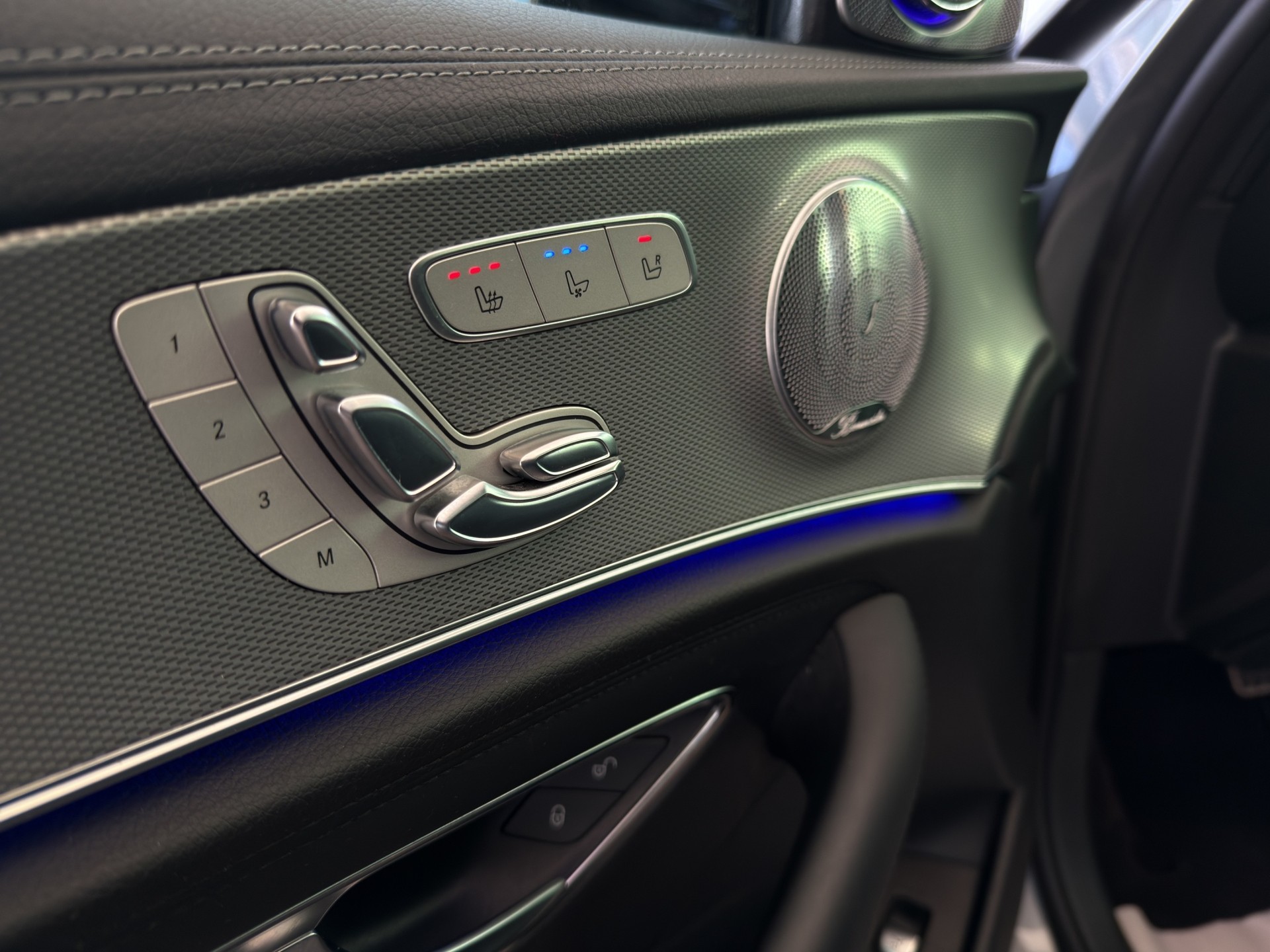MERCEDES-BENZ E 43 AMG 4 Matic 9G-Tronic-image-15
