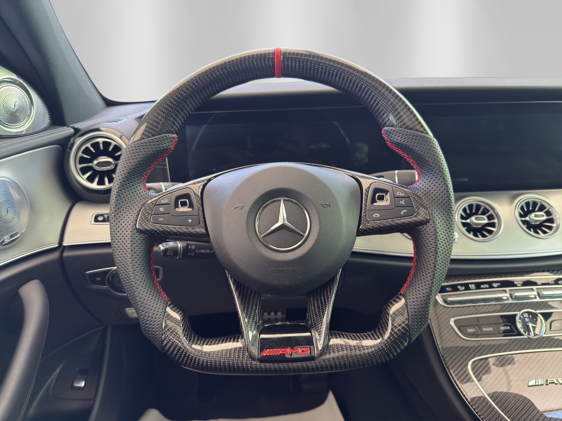 MERCEDES-BENZ E 43 AMG 4 Matic 9G-Tronic-image-10