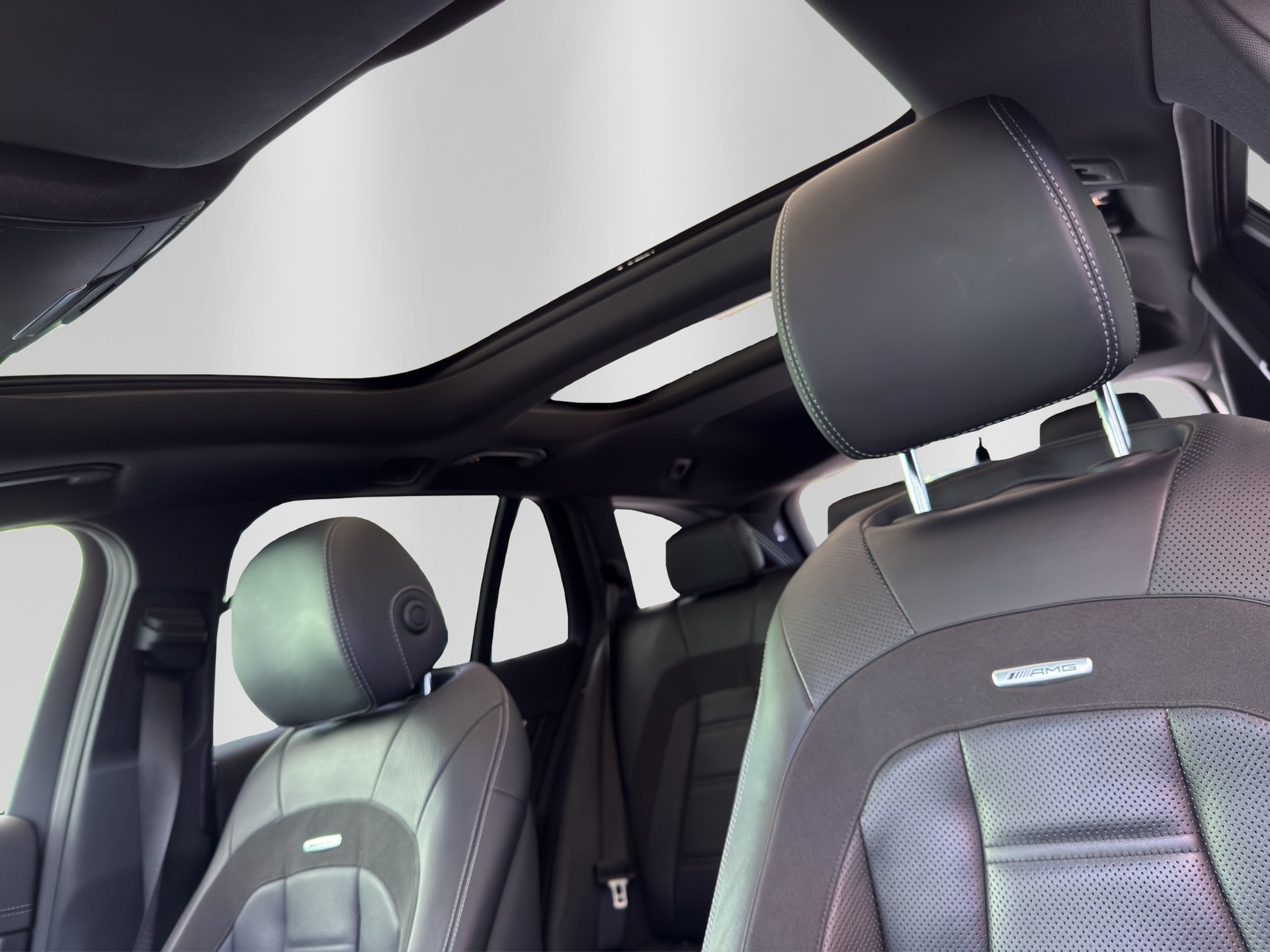 MERCEDES-BENZ E 43 AMG 4 Matic 9G-Tronic-image-8