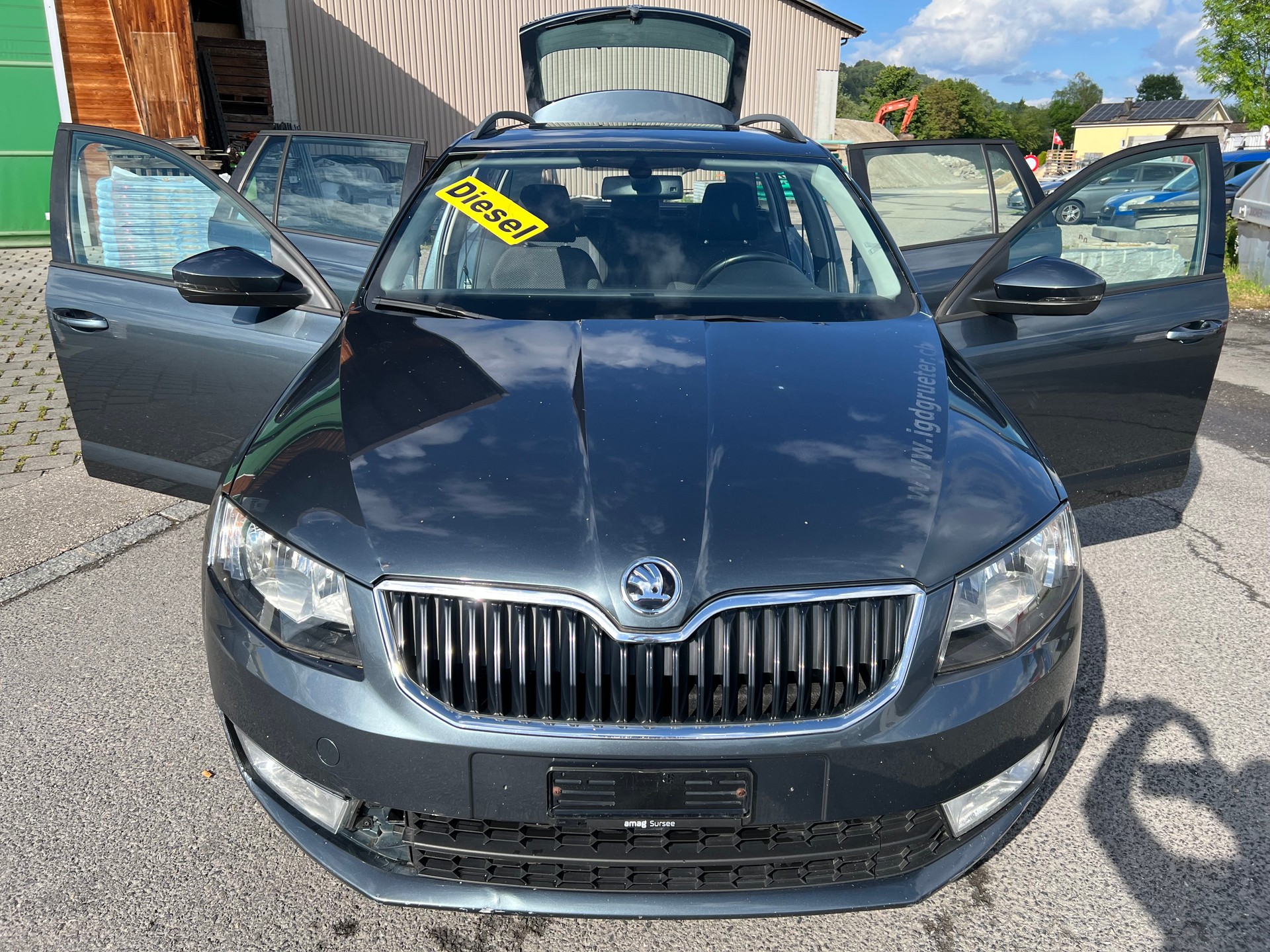 SKODA Octavia Combi 2.0 TDI Swiss Edition DSG-image-6